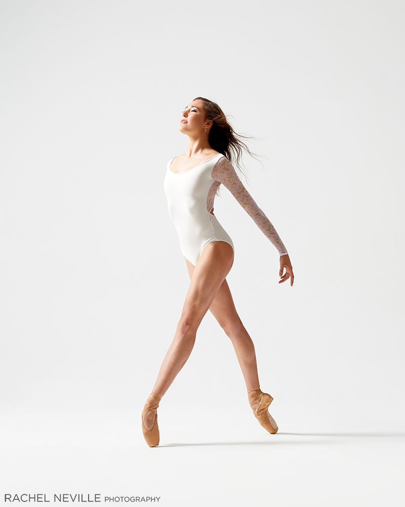dancer in white, ballet dancer, dance photo